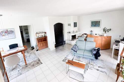 Wohn-/Esszimmer - Mehrfamilienhaus, Wohnhaus in Ettlingen