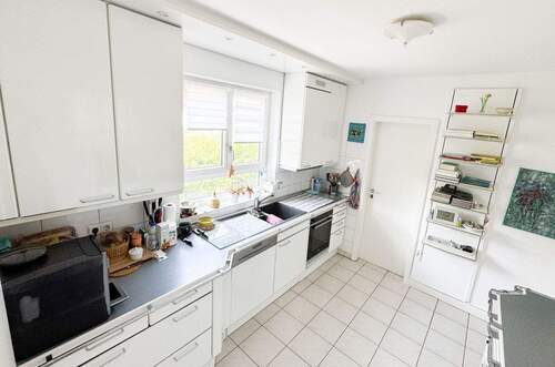 Küche - Mehrfamilienhaus, Wohnhaus mit 143,00 m² in Ettlingen zum Kaufen