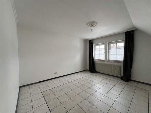 Schlafzimmer - Etagenwohnung mit 66,00 m&sup2; in Beverungen zur Miete