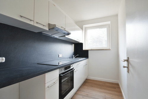 Neue Einbauküche - Etagenwohnung mit 59,70 m&sup2; in Lüneburg zur Miete