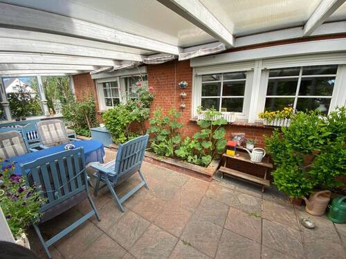 Überdachte Terrasse - 