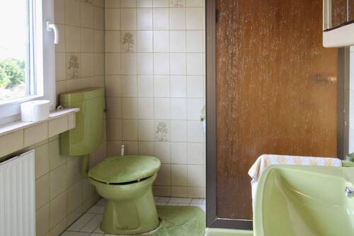 Zweites Badezimmer - 