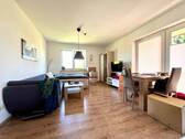 Wohnzimmer - 2 Zimmer Etagenwohnung zum Kaufen in Amelinghausen
