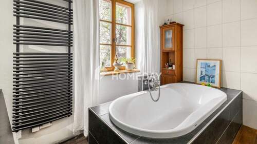 1. OG Badezimmer 1 - 