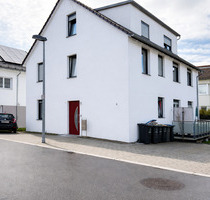 Attraktives Zweifamilienhaus in Steinenbronn - Wohnen & Investieren unter einem Dach