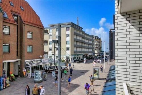 Blick in die Einkaufsstraße - 2 Zimmer Etagenwohnung in Sylt