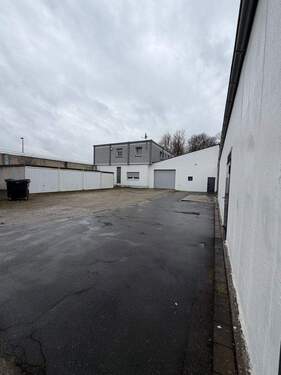 Bild 1 - Halle 76qm Freifläche 420 qm + 4 Garagen in Lünen