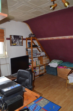 Schlafzimmer-2 DG Vorderhaus - 