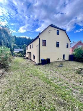 Ansicht Eingang - Haus mit vielen Möglichkeiten mit großer Scheune