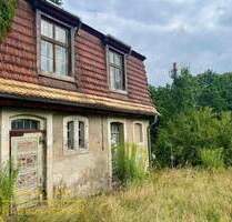 Platz für Ideen - Lagerfläche mit vier Garagen in ruhiger Lage mit Entwicklungspotential - Weißwasser