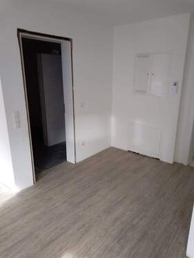 Diele - Etagenwohnung mit 61,40 m&sup2; in Schierling zur Miete