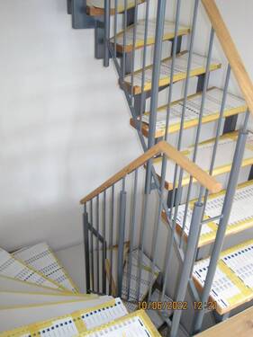 treppe kg/eg - baugleiches/ähnliches objekt - 