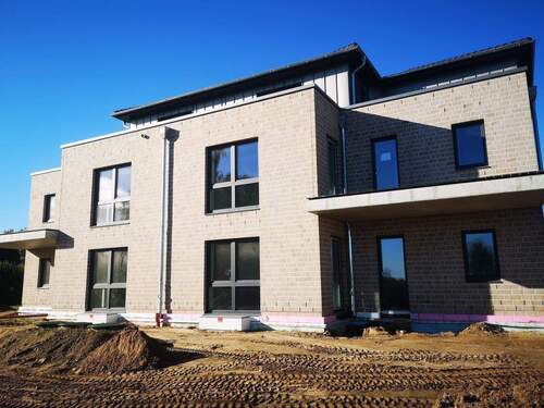 Objektansicht Haus 1 - Neubau-Erstbezug: Moderne 4 Zi.-Wohnung mit Fahrstuhl und gr. Balkon