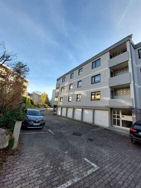 Eingangsseite der Wohnanlage - 