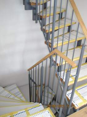 treppe kg/eg - baugleiches/ähnliches objekt - 