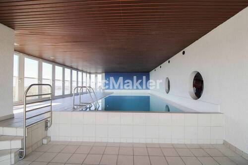 Schwimmbad - 