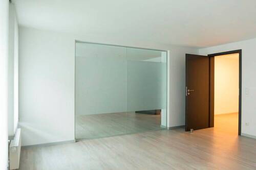 3144-Gewerbefläche-Haupthaus-2 - 