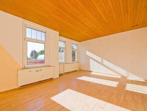92_4.jpg - Mehrfamilienhaus, Wohnhaus mit 281,00 m² in Treuen zum Kaufen