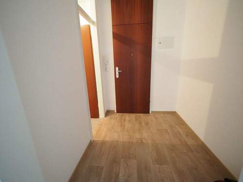 Flur - Etagenwohnung mit 23,30 m² in Olching zum Kaufen