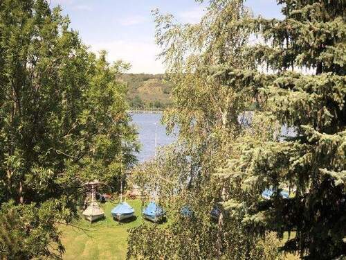 Ausblick zum See - Haus am Süßen See - 329.000,00&nbsp;EUR Kaufpreis, ca.&nbsp; 202,70&nbsp;m&sup2;&nbsp;Wohnfl&auml;che