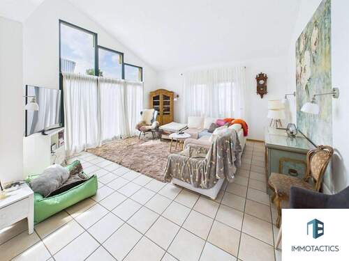 Wohn-Essbereich Wohnhaus EG - 