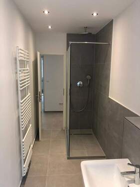 Bild 2 - 3 Zimmer Etagenwohnung zum Kaufen in München