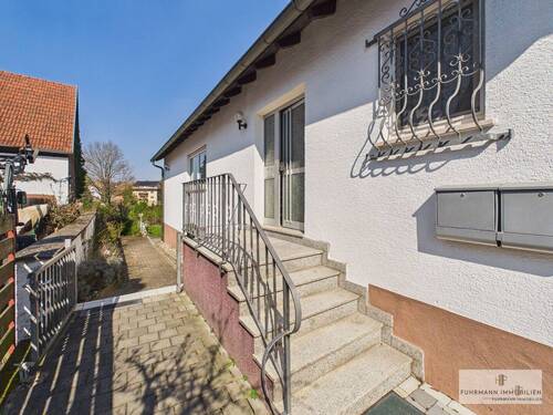 Zugang zum Wohnhaus - 