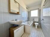 BADEZIMMER - Etagenwohnung mit 65,10 m² in Bad Homburg zum Kaufen