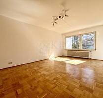 ** RESERVIERT ** BAD HOMBURG: Charmante 3 Zimmerwohnung mit Loggia in begehrter zentraler Wohnlage