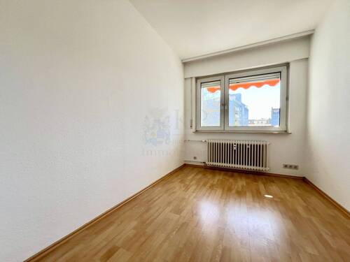 KLEINES SCHLAFZIMMER - 