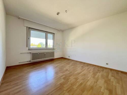 GROSSES SCHLAFZIMMER - 