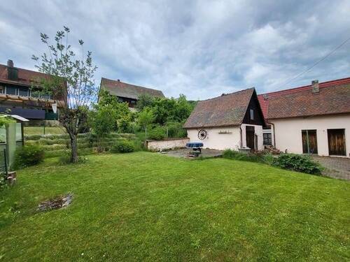 Garten mit Freisitz - 