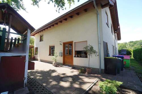Hauseingang - Charmante Doppelhaushälfte mit schönem Garten und Carport in Delbrück-Anreppen