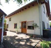 Charmante Doppelhaushälfte mit schönem Garten und Carport in Delbrück-Anreppen - Delbrück / Anreppen