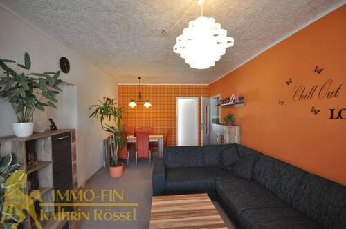 Wohnzimmer mit Essbereich - 