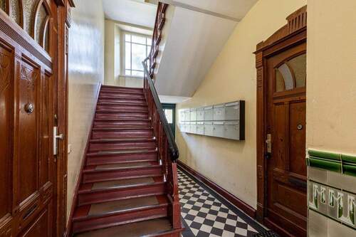 Historisches Treppenhaus - Mehrfamilienhaus, Wohnhaus in Berlin zum Kaufen