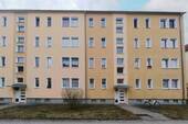 Hausansicht Stöntzscher Str - Ort der Gemütlichkeit: 2-Zi.-Whg. in Vorstadtlage