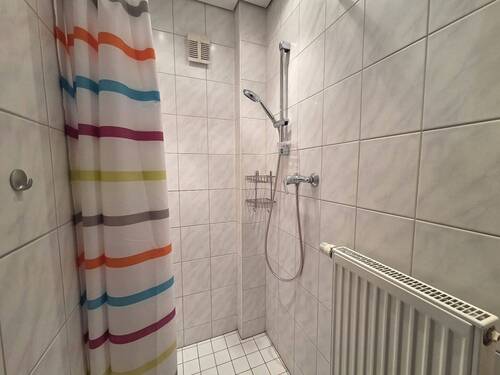 Dusche EG - 