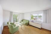 Wohnzimmer OG - Mehrfamilienhaus, Wohnhaus mit 124,00 m² in Ludwigsburg zum Kaufen