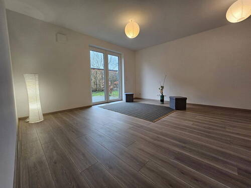 Wohnzimmer im EG - 5 Zimmer Doppelhaushälfte zum Kaufen in Barsbek