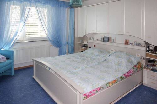 Schlafzimmer EG - 