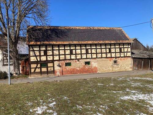Lager, Stallung - 4 Zimmer Mehrfamilienhaus, Wohnhaus zum Kaufen in Crimmitschau