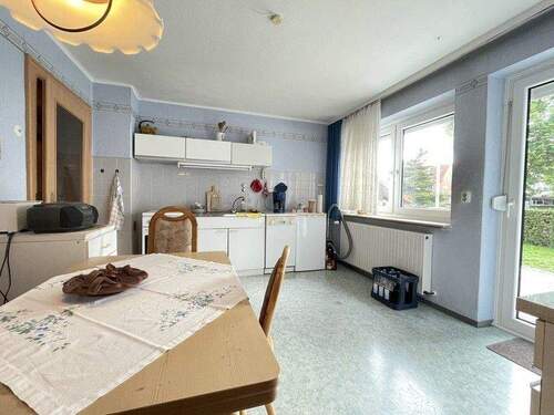 EG Küche - 8 Zimmer Mehrfamilienhaus, Wohnhaus in Röthenbach