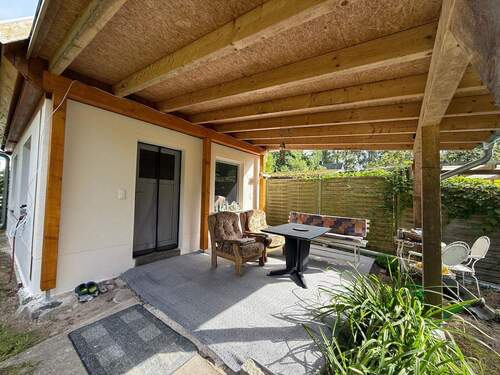 Terrasse - Mehrfamilienhaus, Wohnhaus mit 44,00 m² in Glowe zum Kaufen