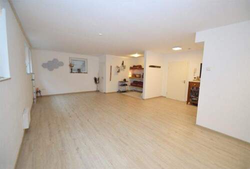 Hauptraum - Büro mit 41,00 m&sup2; in Brühl zur Miete