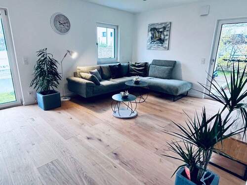 Wohnzimmer - Etagenwohnung mit 111,00 m&sup2; in Mühlstetten Röttenbach zum Kaufen