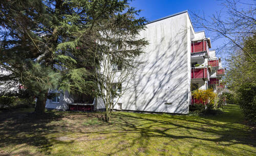 Seitenansicht_Ansicht Balkon Hochparterre - 