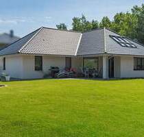 Neuwertig, elegant und energieeffizient - ein Haus, das Zukunft baut. - Trappenkamp