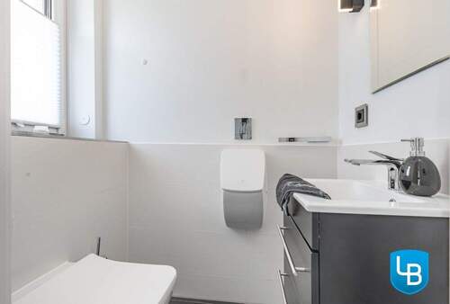 Gäste-WC - Einfamilienhaus mit 170,00 m² in Trappenkamp zum Kaufen