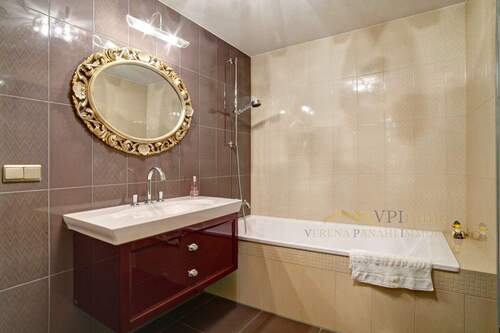 Masterbad mit Wanne - 